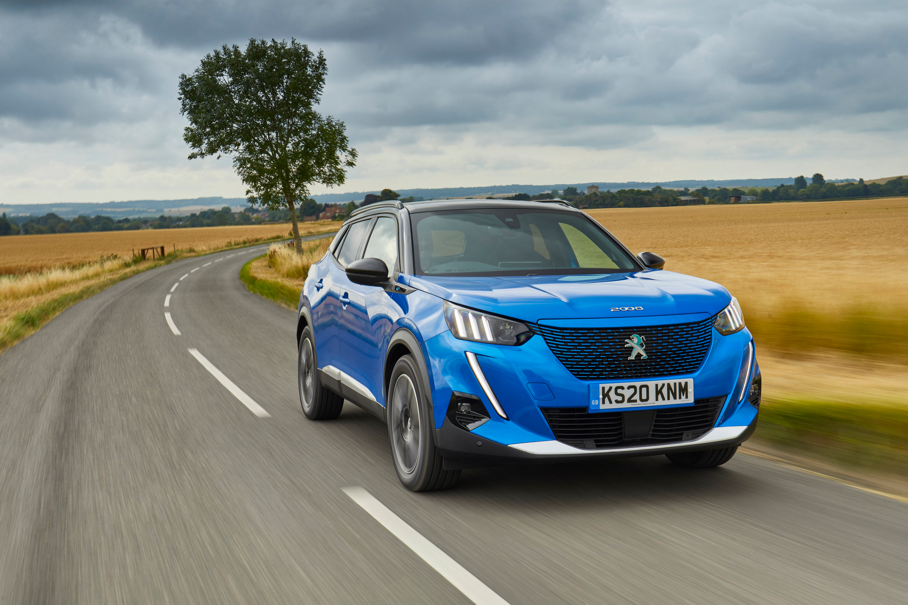 Peugeot e2008