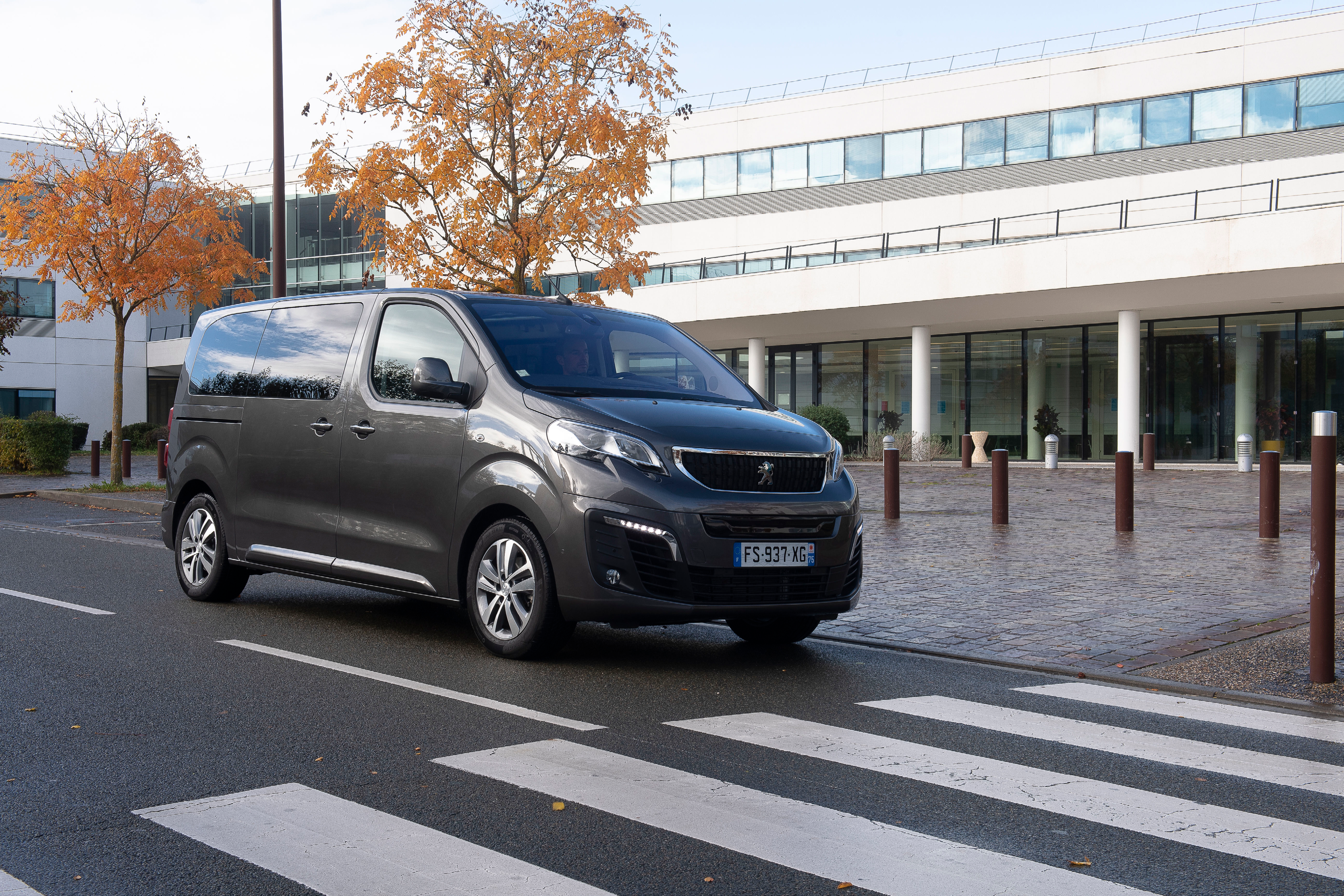 Peugeot e-Traveller
