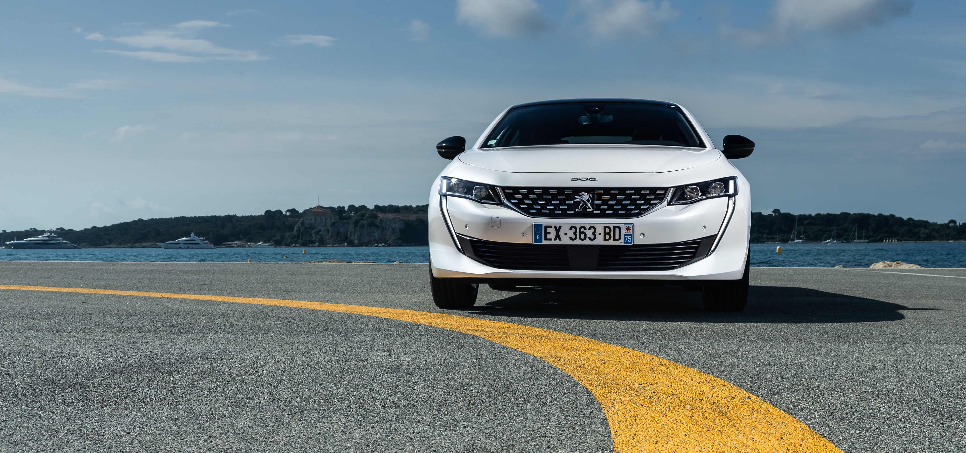 Peugeot 508 Sedan Plug-in hybrid
