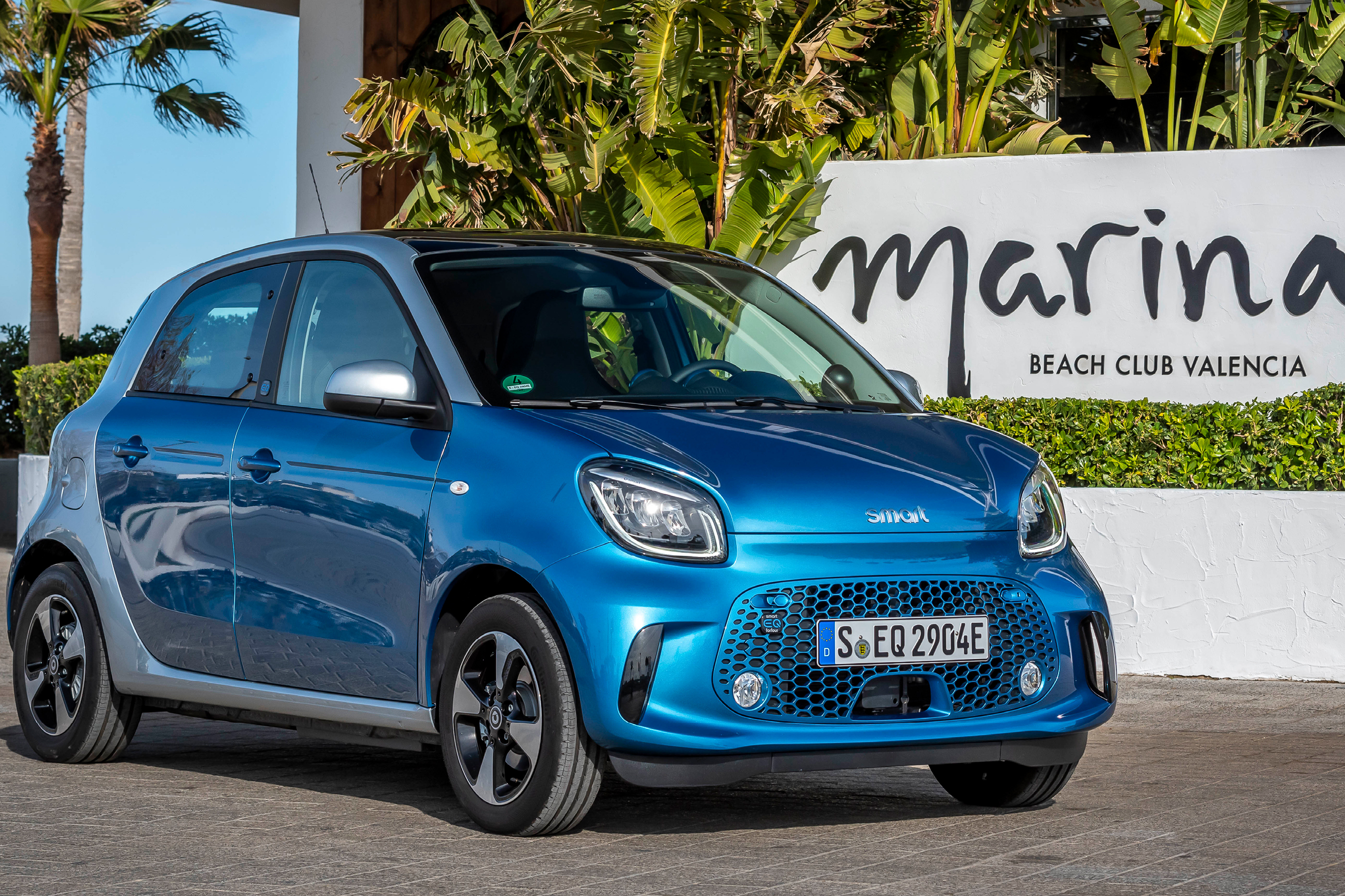 smart EQ forfour