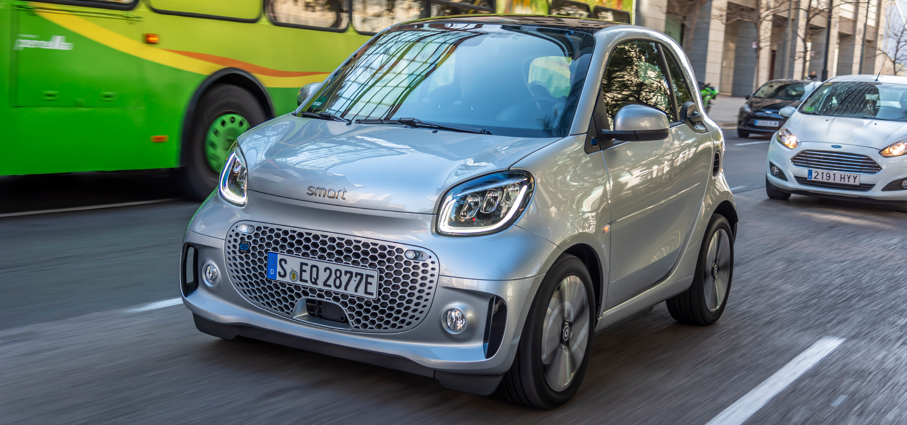 smart EQ fortwo i trafikken