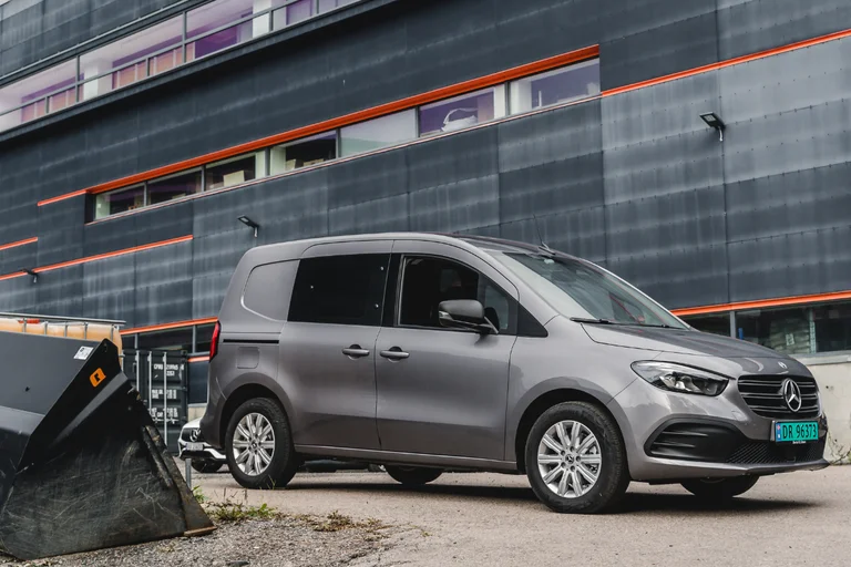 Citan 112 varebil med automatgir