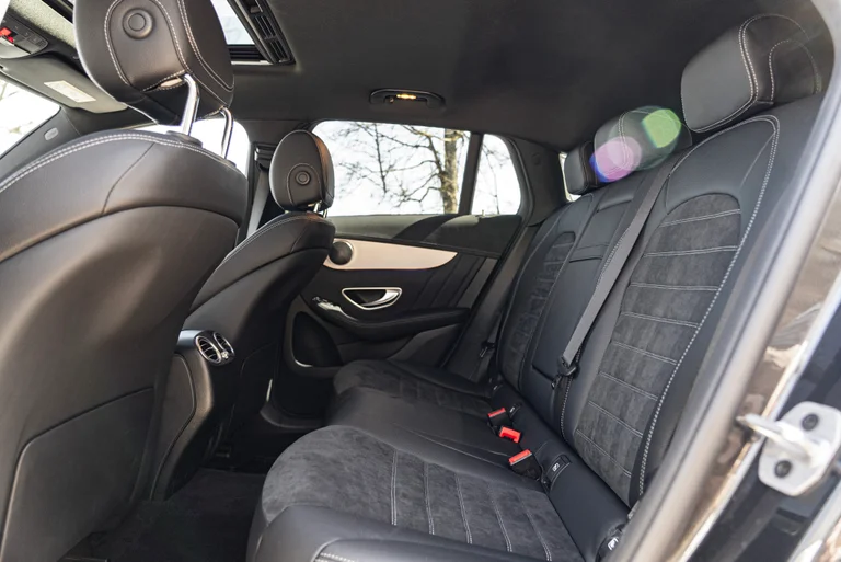 EQC fra Mercedes-EQ bakseter