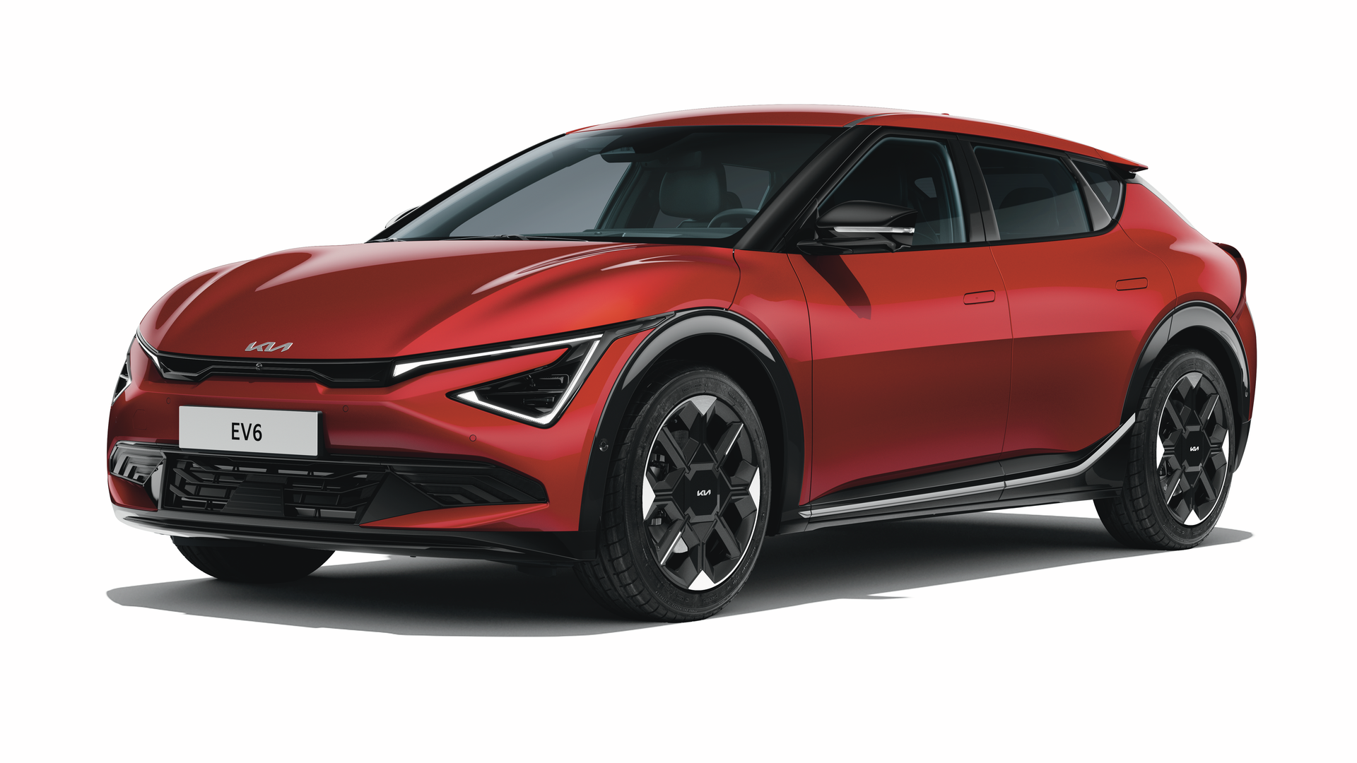 Kia EV6 i fargen Runway Red på hvit bakgrunn