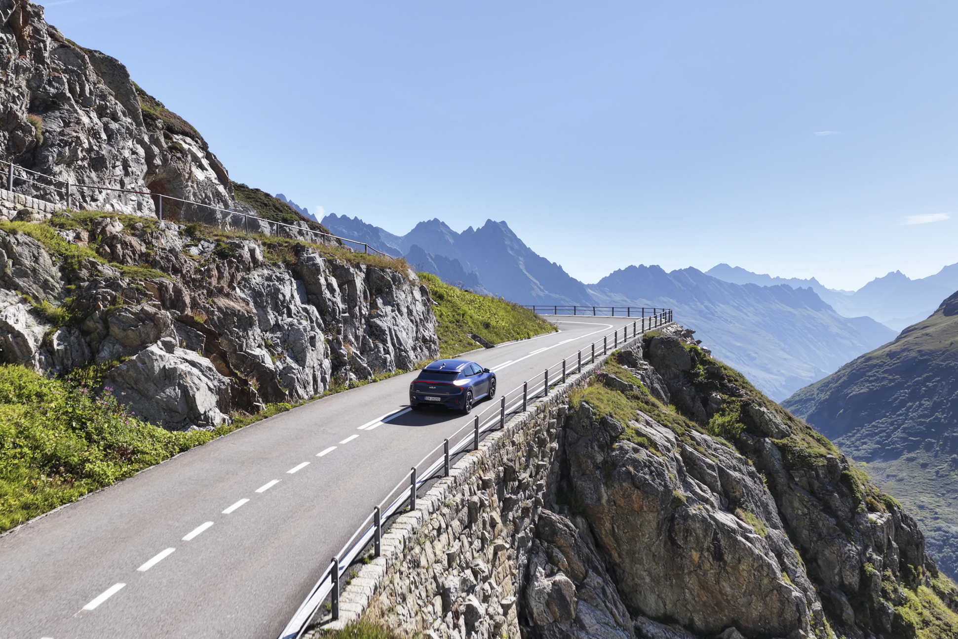 Kia EV6 GT Sustenpass Sveits