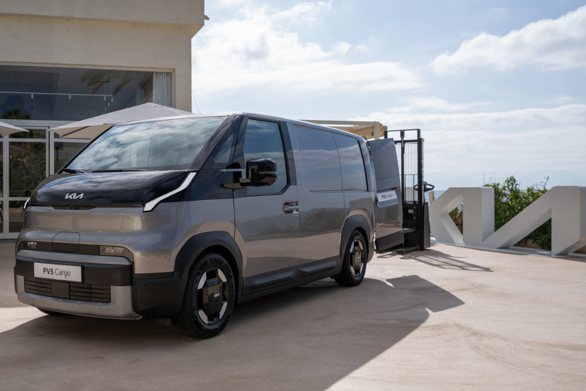 Kia PV5 finalist til årets varebil i 2026