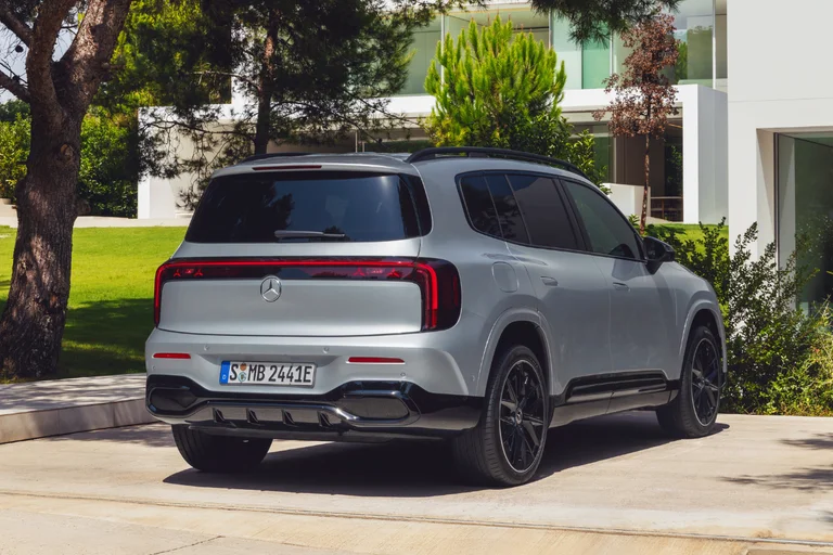 Ny 7-seter elbil fra Mercedes-Benz