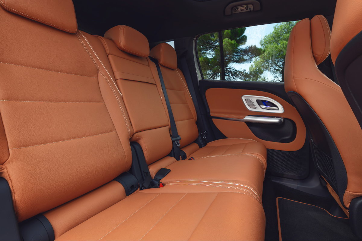 Bakseter med ISOFIX og justerbar skinne i GLB