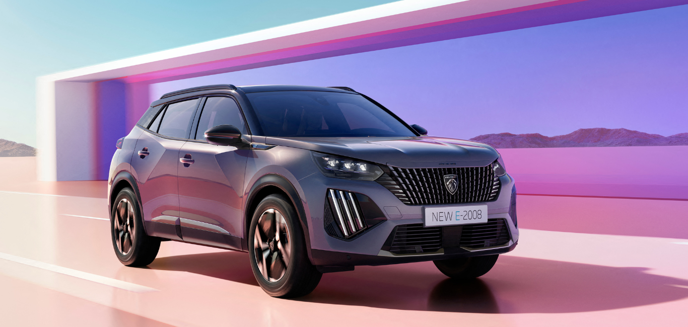 Nye Peugeot E-2008 SUV sett forfra