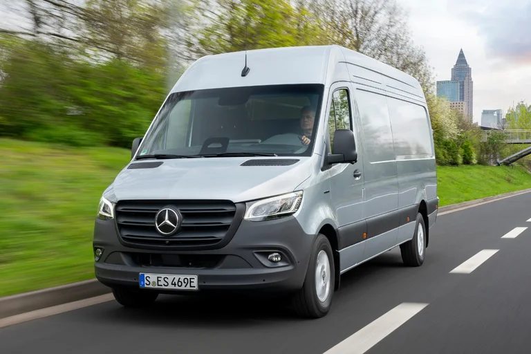 Mercedes-Benz eSprinter 420 lang utgave