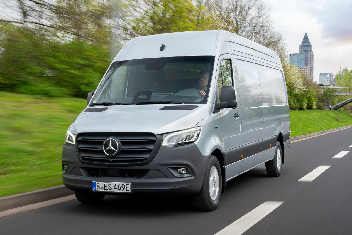 Mercedes-Benz eSprinter 420 lang utgave