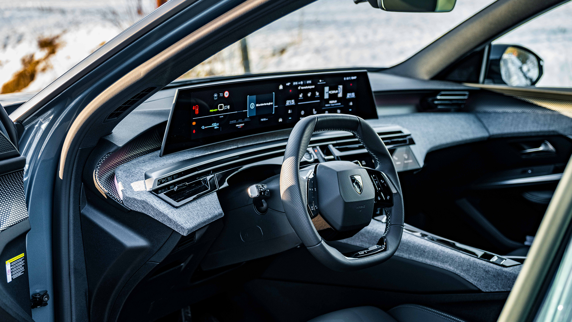 Interiørdetaljer i nye Peugeot E-5008 SUV