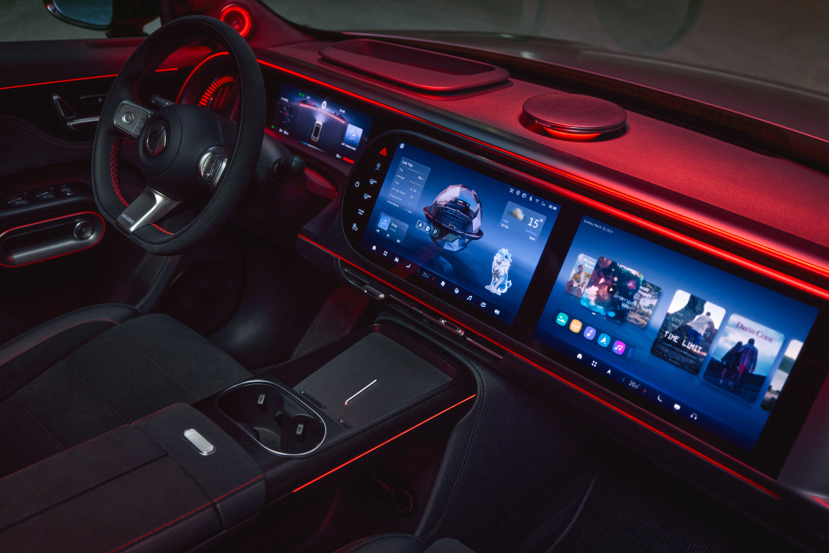 Ambiente stemningsbelsyning i rødt innvendig i #5