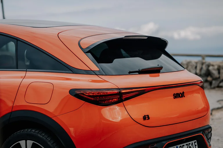 #3 BRABUS i orange metallic lakk med sportslig utforming