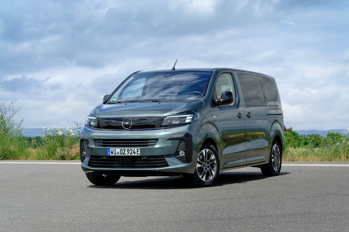 Opel Zafira Electric sett forfra