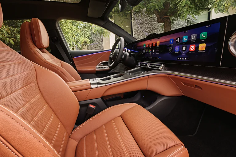 Superscreen i Mercedes-Benz GLC 400 4MATIC