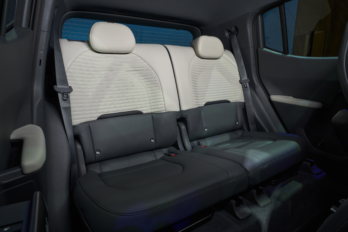 Kia EV2 bakseter med 2 seter