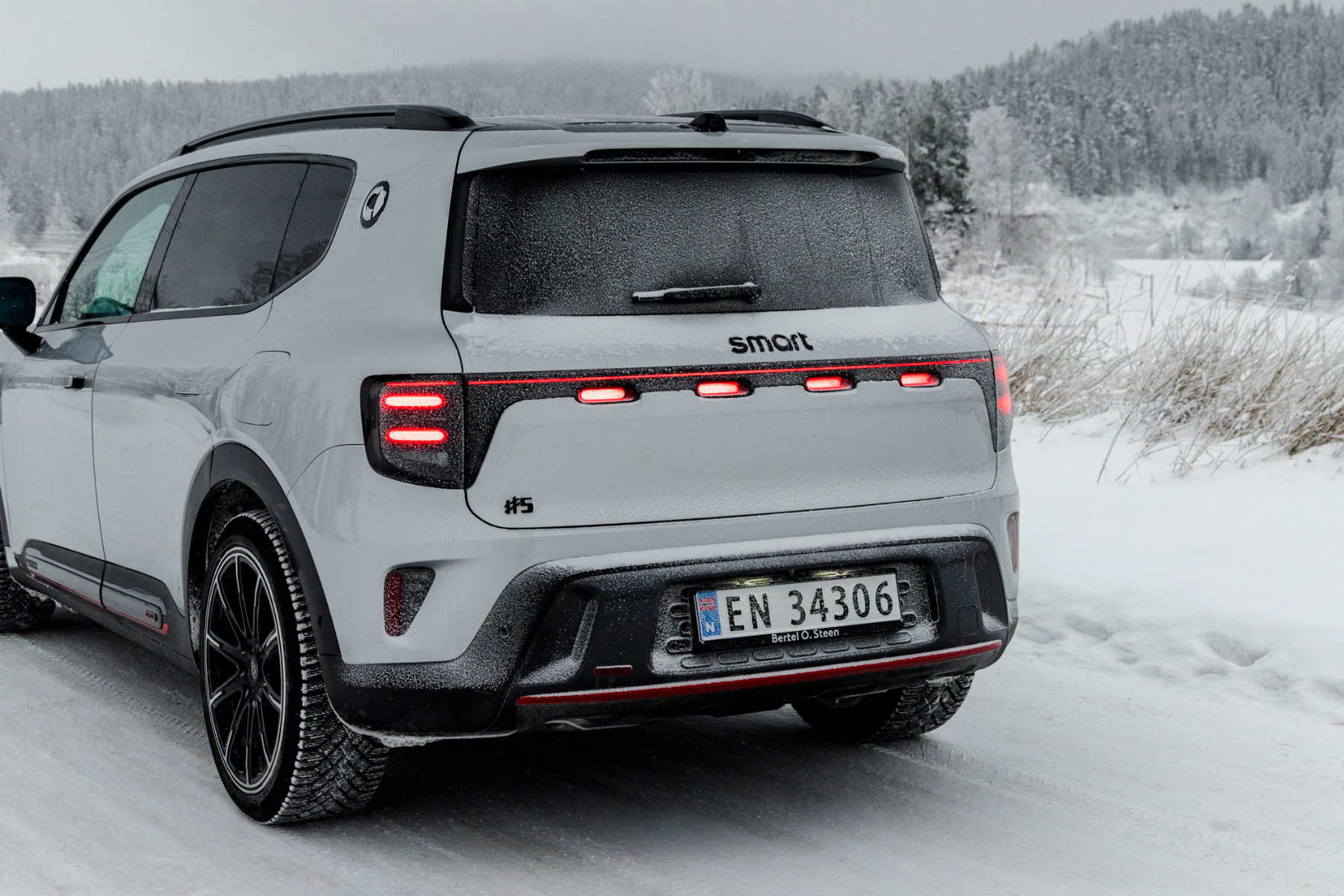 smart #5 sett bakfra på vinter