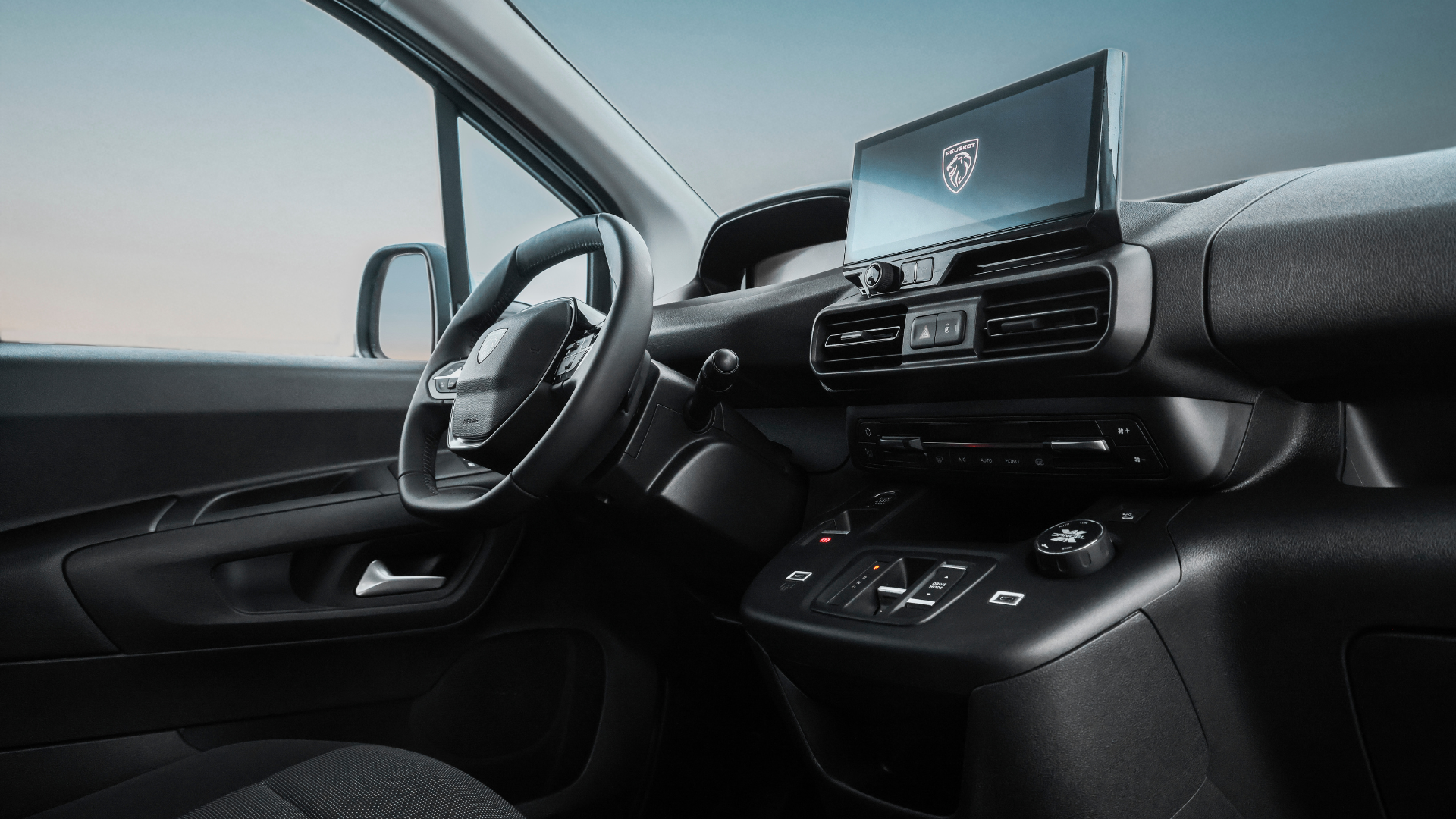 Peugeot E-Partner 4x4 interiør