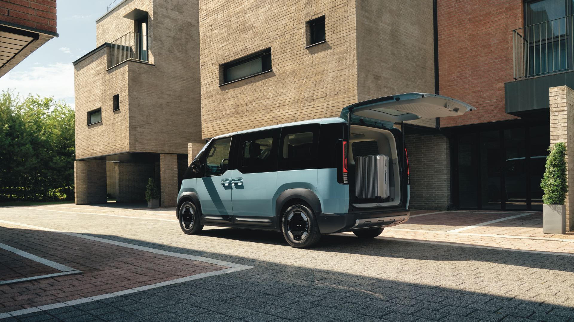 Kia PV5 passenger - passasjerbil med enorm plass