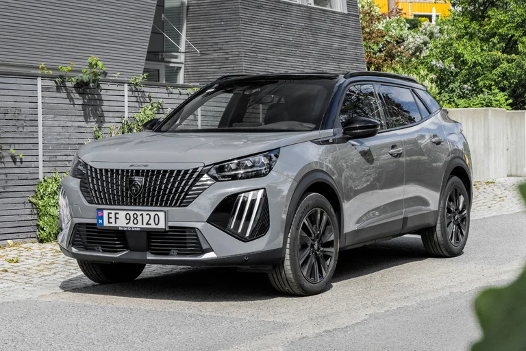 Peugeot E-2008 SUV i Norge