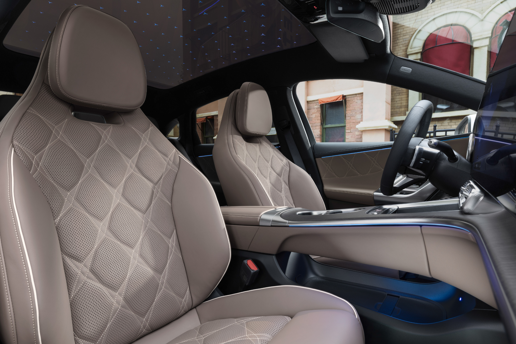 Interiør i nye C-Klasse elektrisk fra Mercedes-Benz