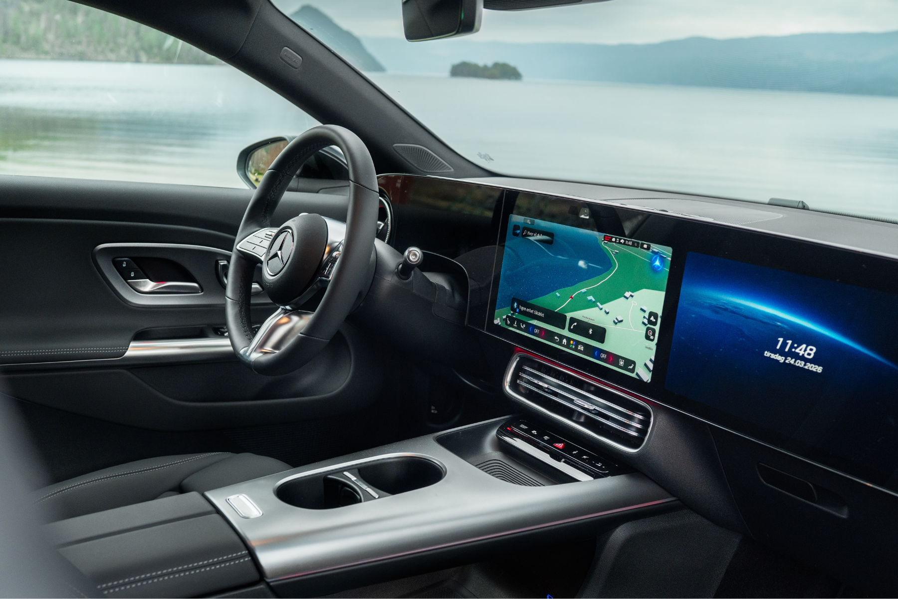 Nye Mercedes CLA Shooting Brake interiør med hyperscreen