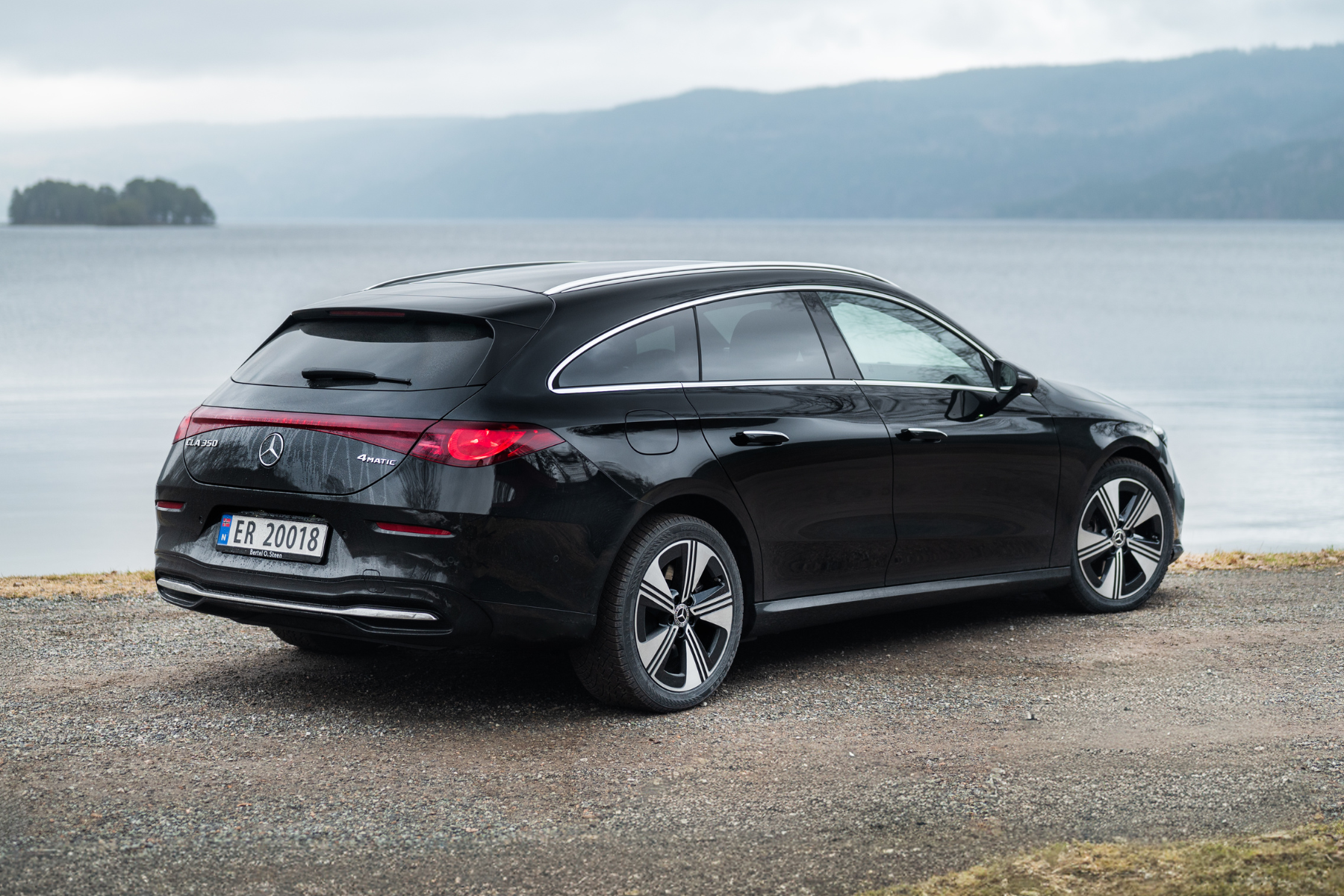 Nye Shooting Brake 350 4MATIC fra Mercedes-Benz med norske skilter