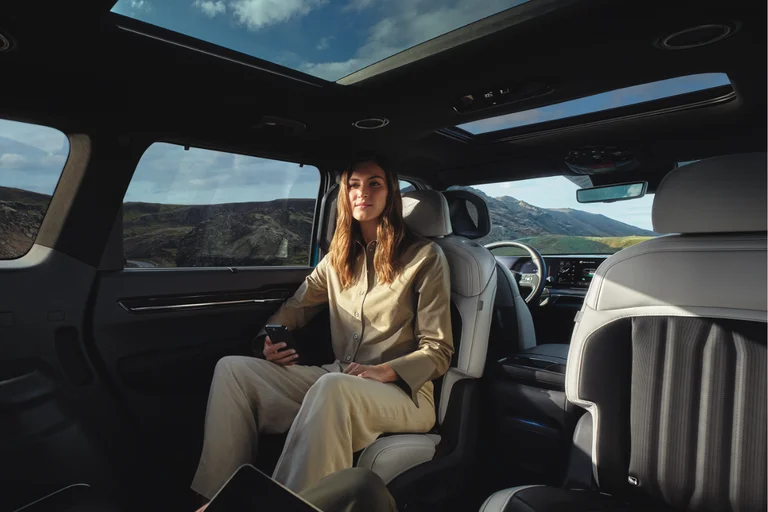 Kia EV9 6-seter med bakovervendte seter - Swivel seats