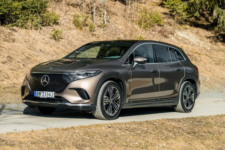 Mercedes-Benz EQS SUV
