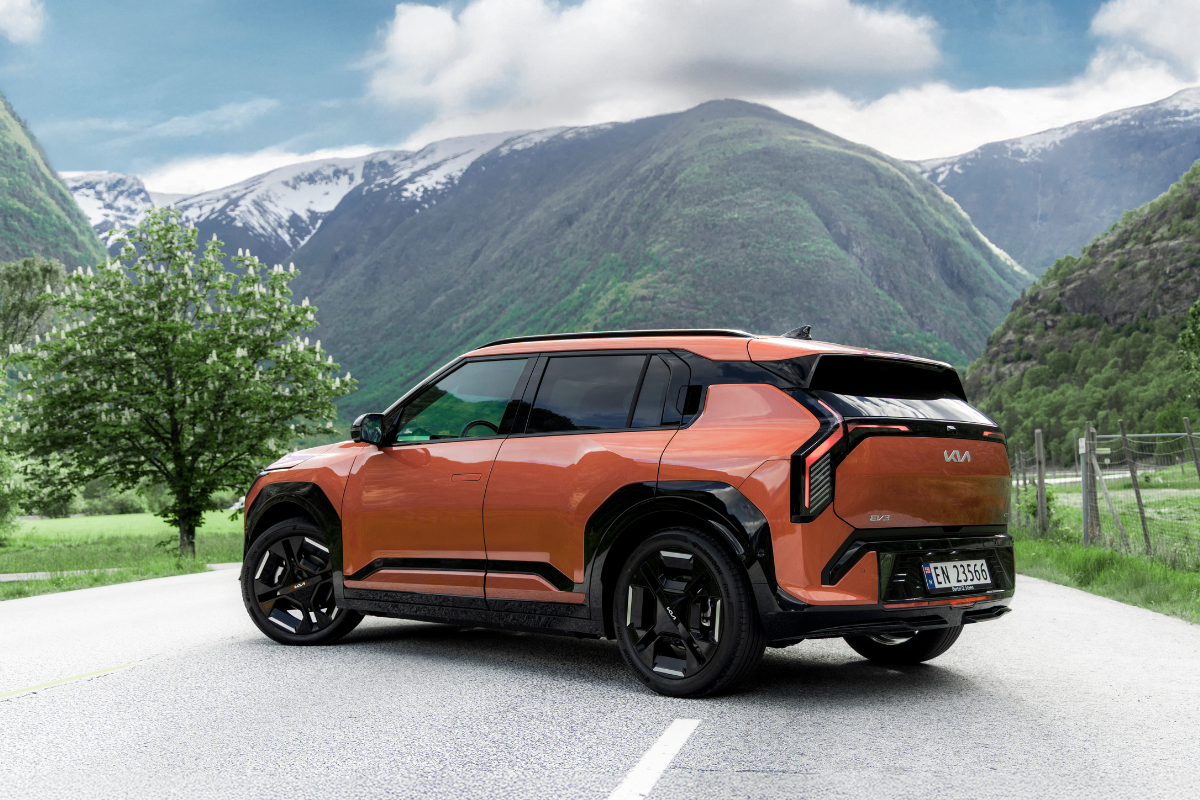 Kia EV3 sett bakfra