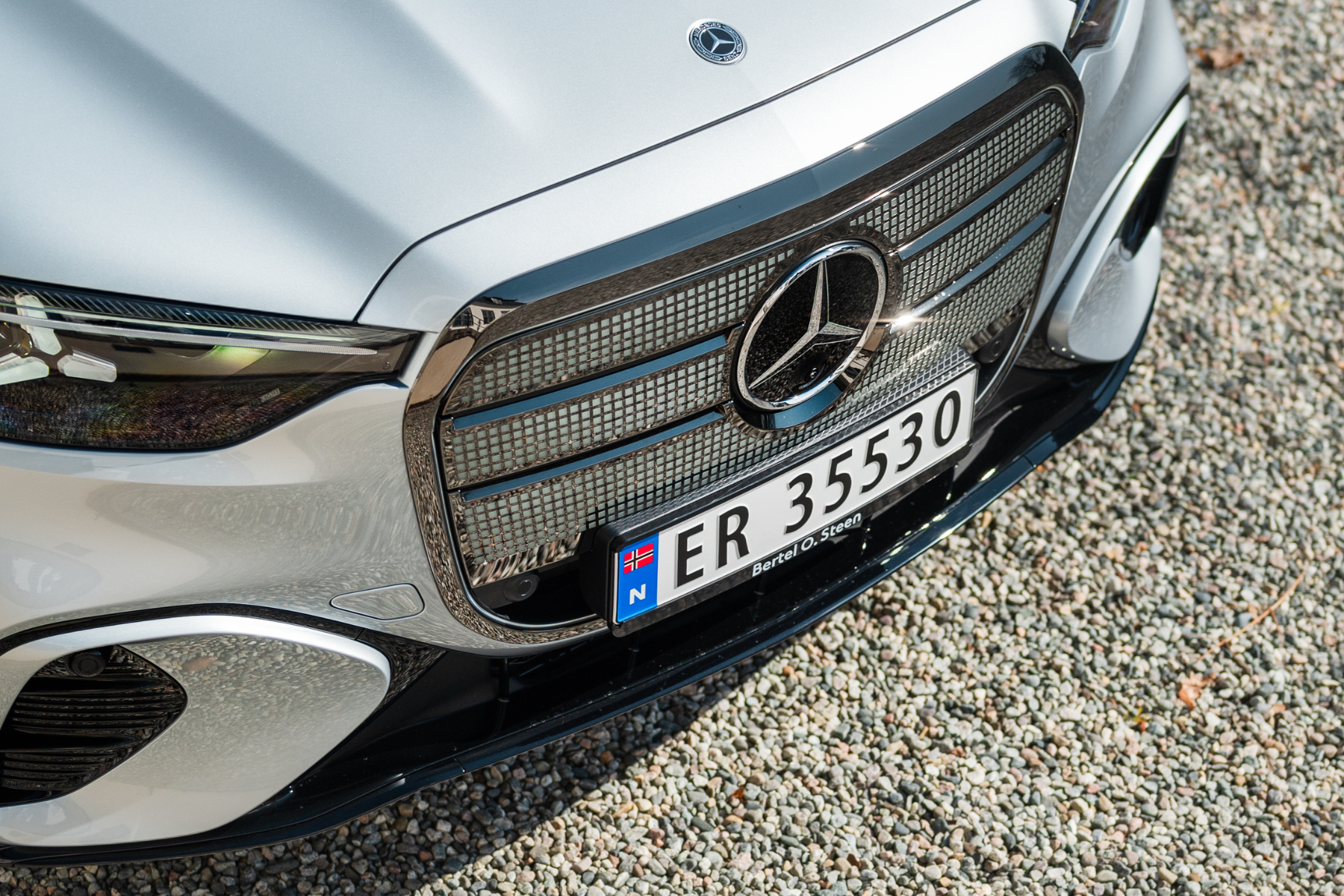 Nye Mercedes-Benz GLC lysgrill