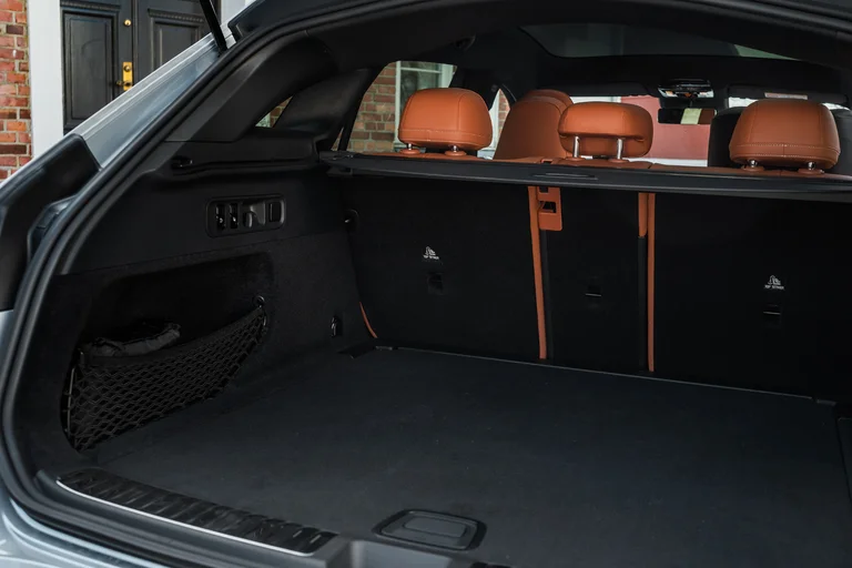 Bagasjerommet i Mercedes-Benz GLC elektrisk