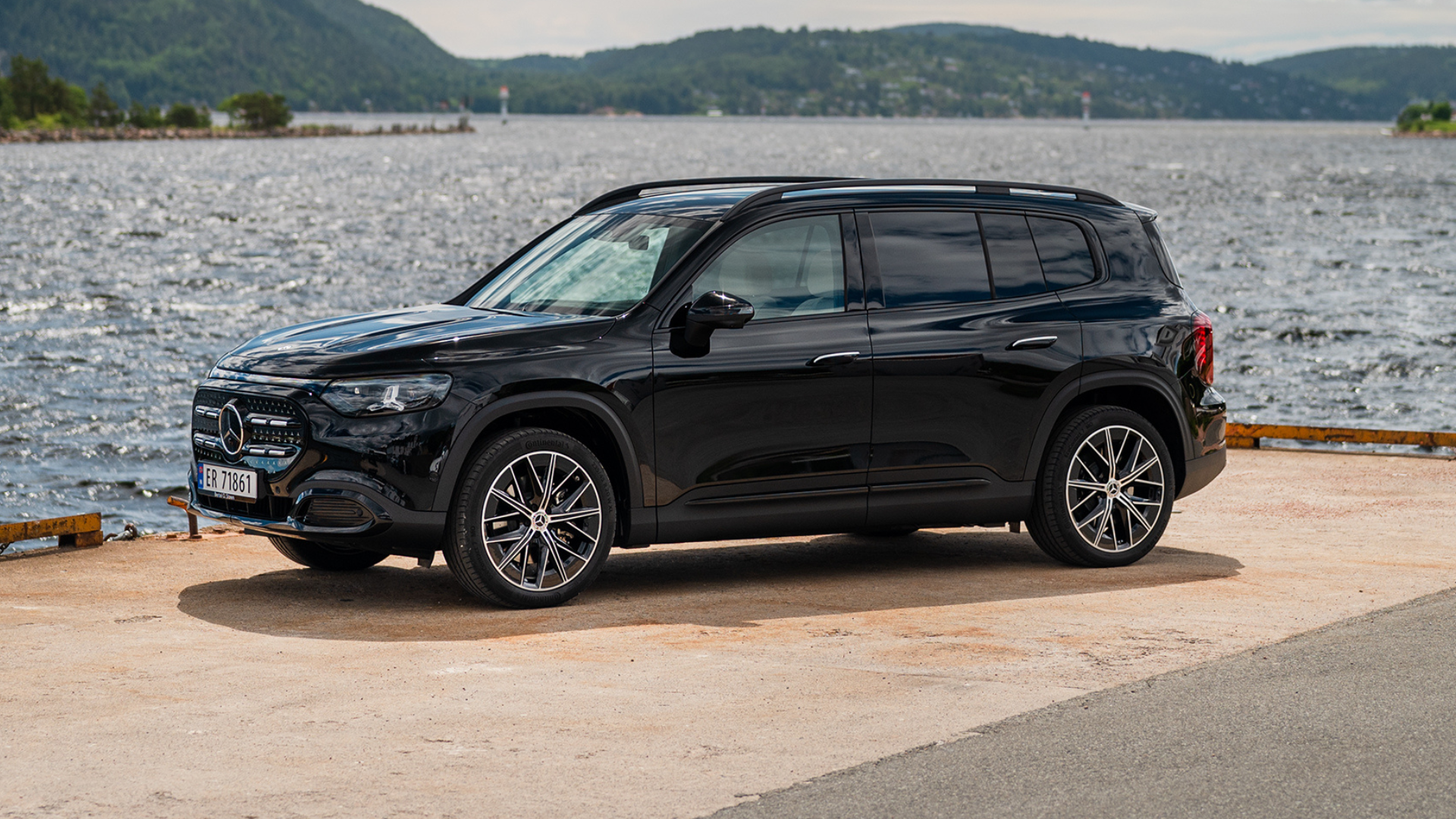 GLB Elektrisk i svart metallic lakk