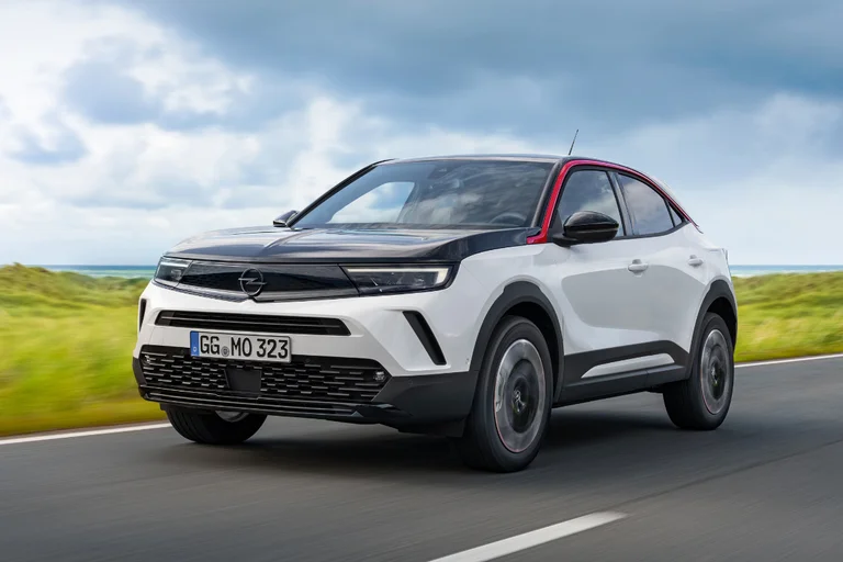 Opel Mokka Electric på veien.