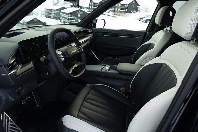 Kia EV9 førerposisjon Vinter Bertel O. Steen