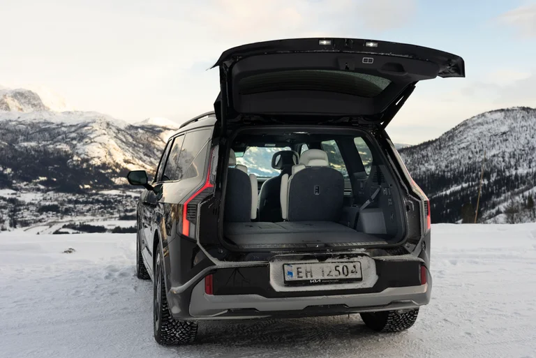 Kia EV9 bagasjerom 2 Vinter Bertel O. Steen