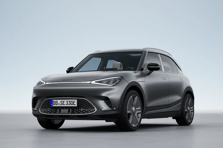 smart #1 Pulse sett forfra i grå metallic lakk.