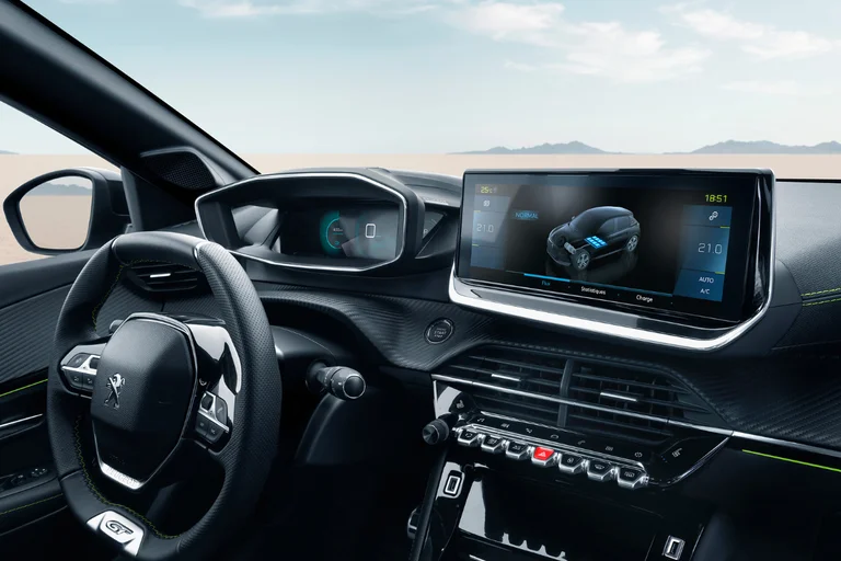 Interiør og i-Cockpit i nye Peugeot E-208