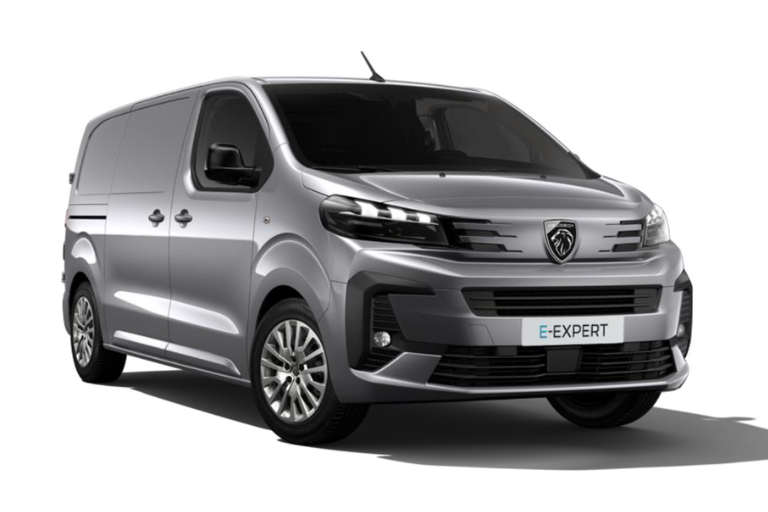 Peugeot E-Expert Mester L2 elektrisk varebil i grå metallic lakk.