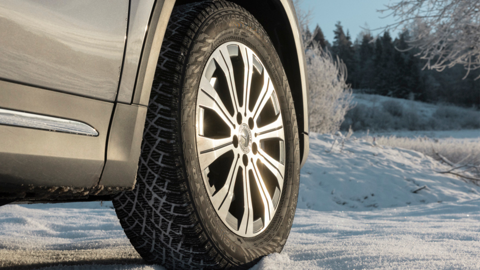 Hakkapellita Vinterdekk med god mønsterdybde på Mercedes-Benz
