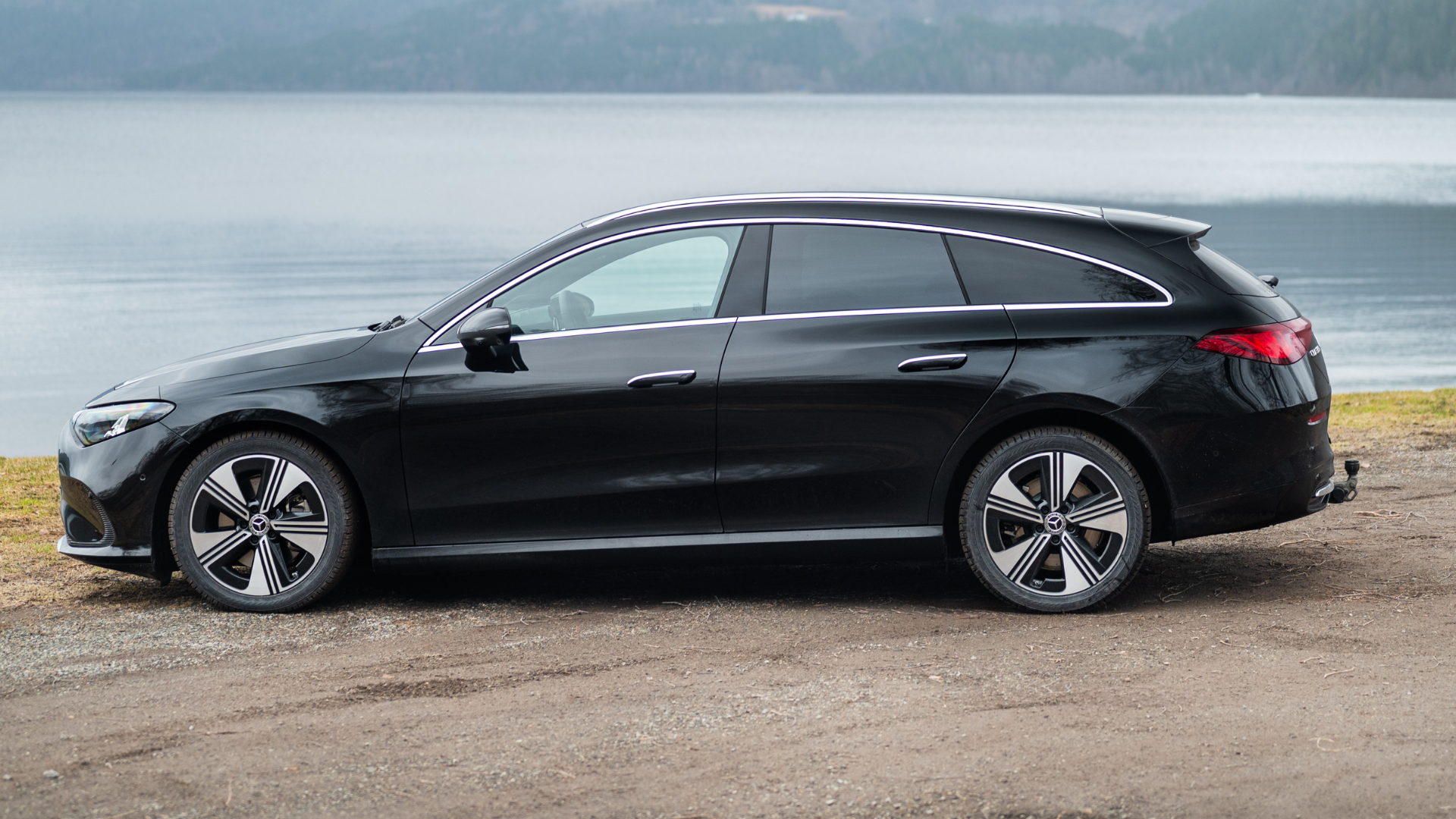 CLA Shooting Brake sett fra siden
