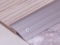 NIVÅLIST 10MM SØLV 1M