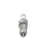 Bosch Evo spark plug 0 241 145 525 detail view