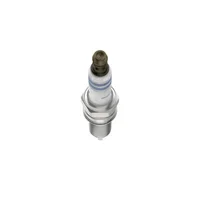 Bosch Double Iridium spark plug 0 242 135 533 detail view (representative image of the product family)