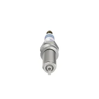Bosch Double Iridium spark plug 0 242 135 533 detail view (representative image of the product family)