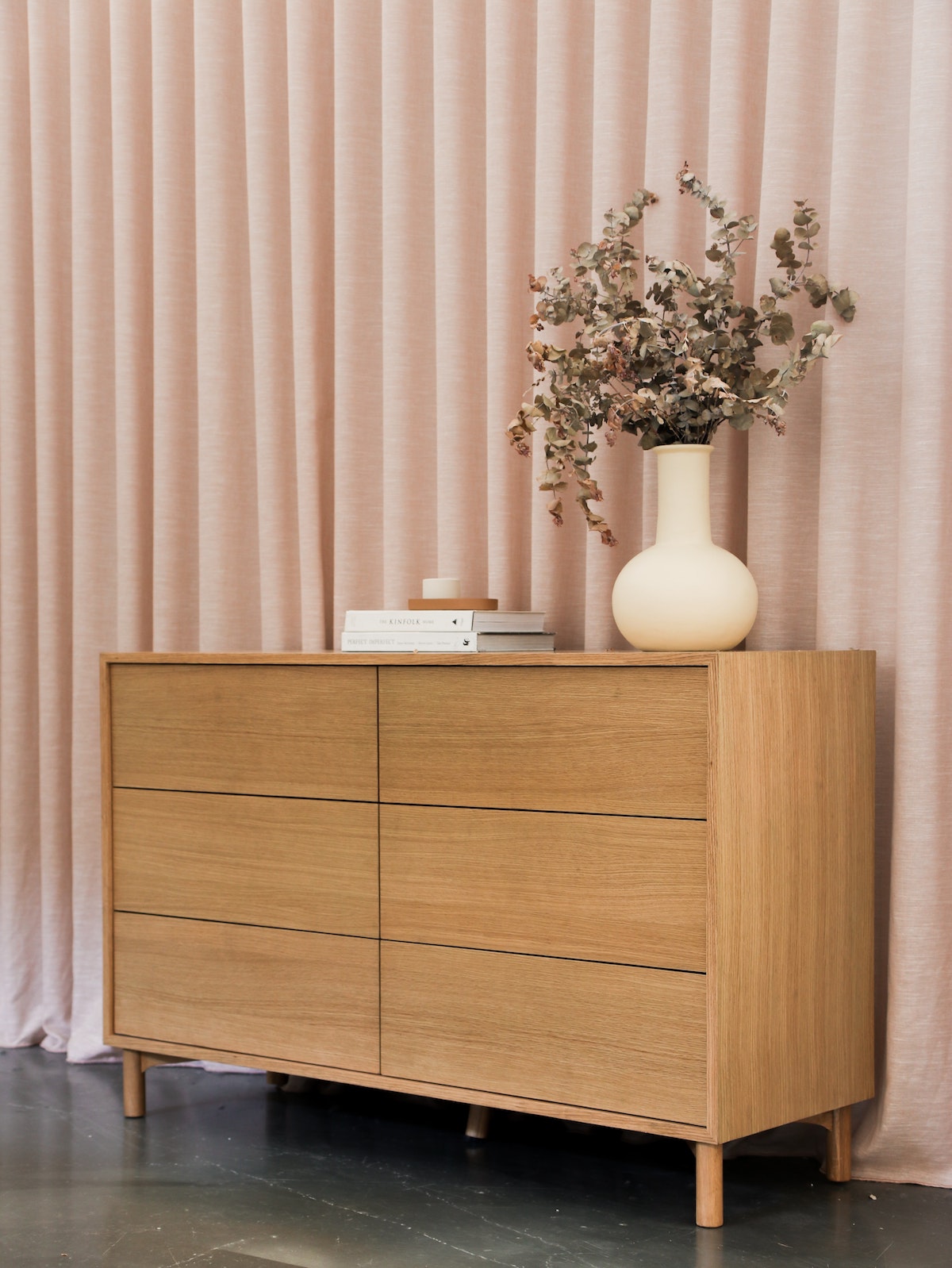 Medium Dresser in Oak