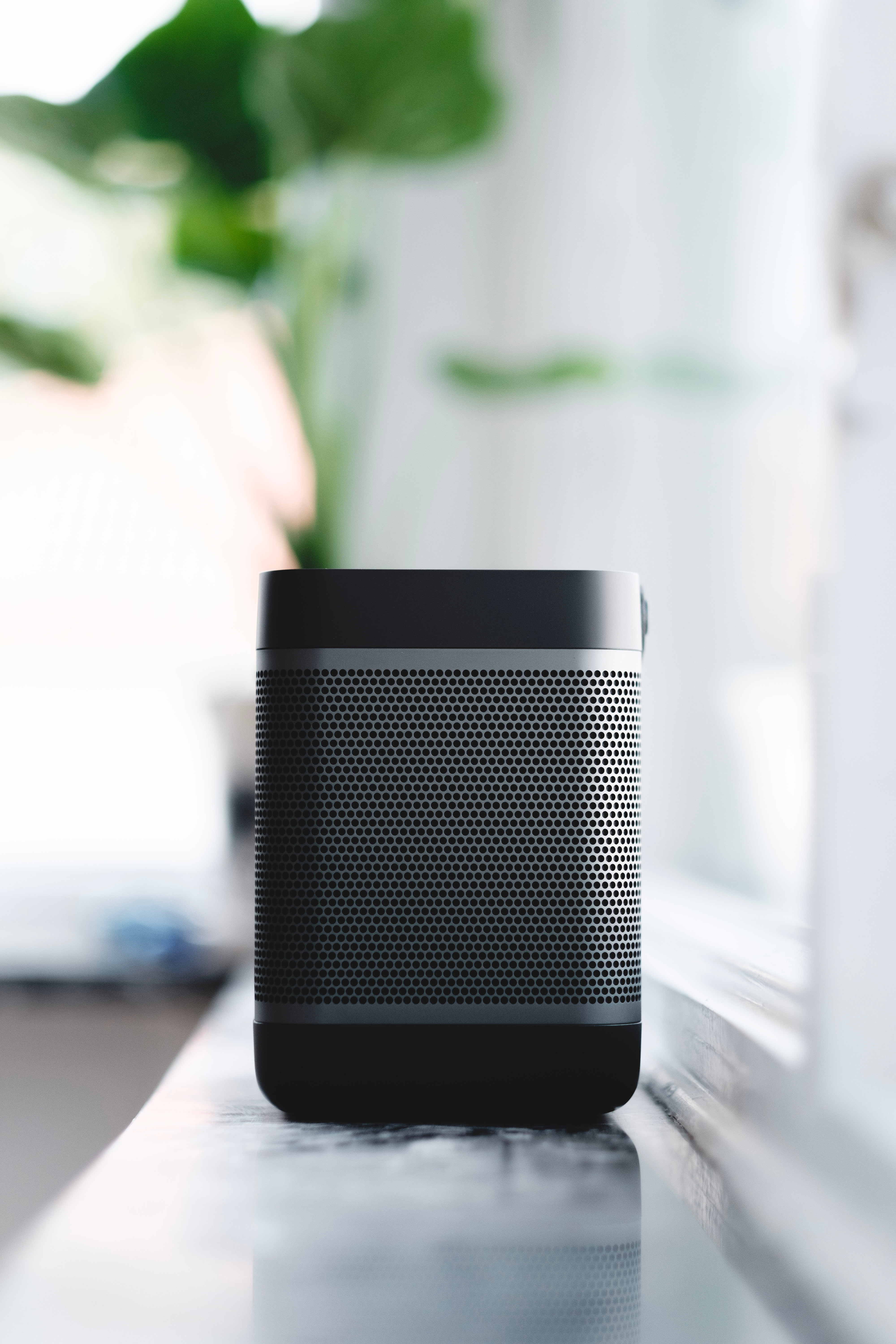Minimal Speaker