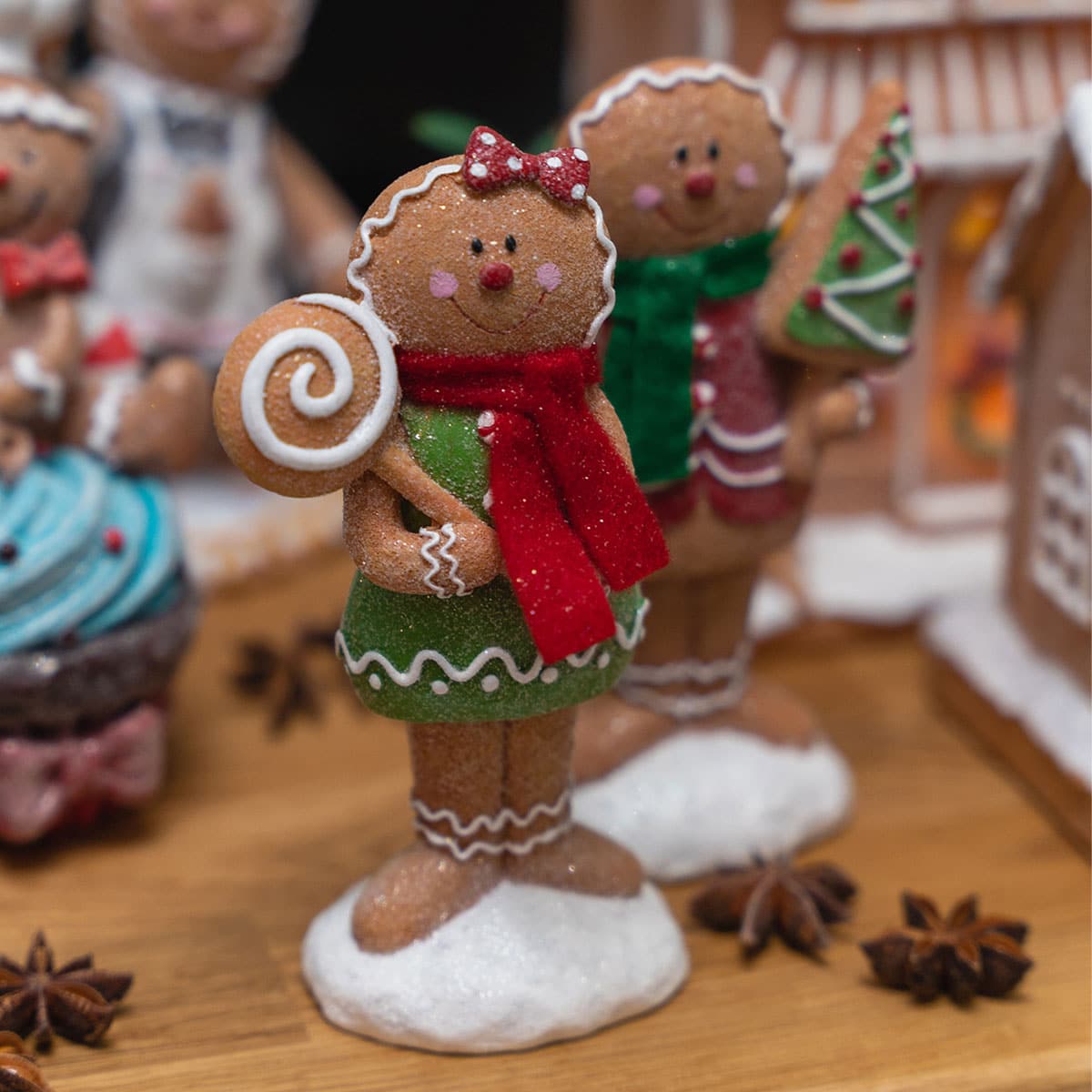 Med disse gøyale damene i hus blir det garantert god stemning. Pris pr stk.