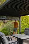 sort pergola med vegger
